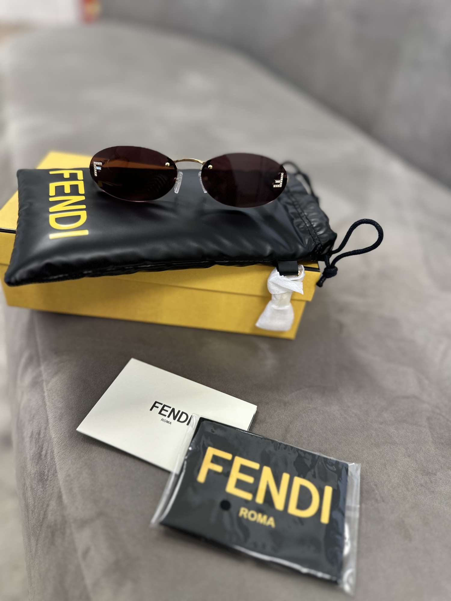 Fendi slnečné okuliare