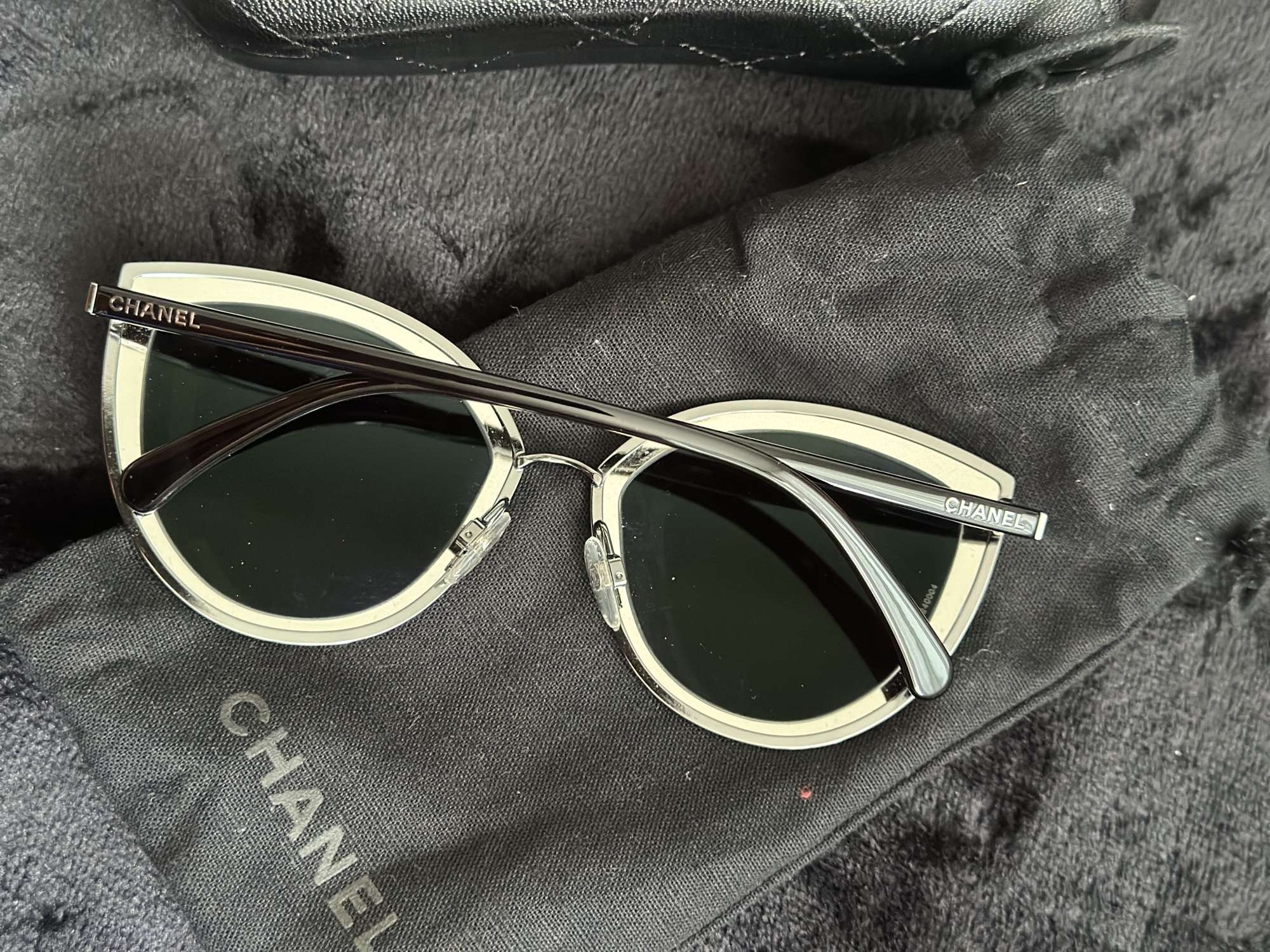 Chanel okuliare
