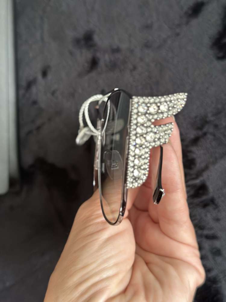 Slnečné okuliare Fendi