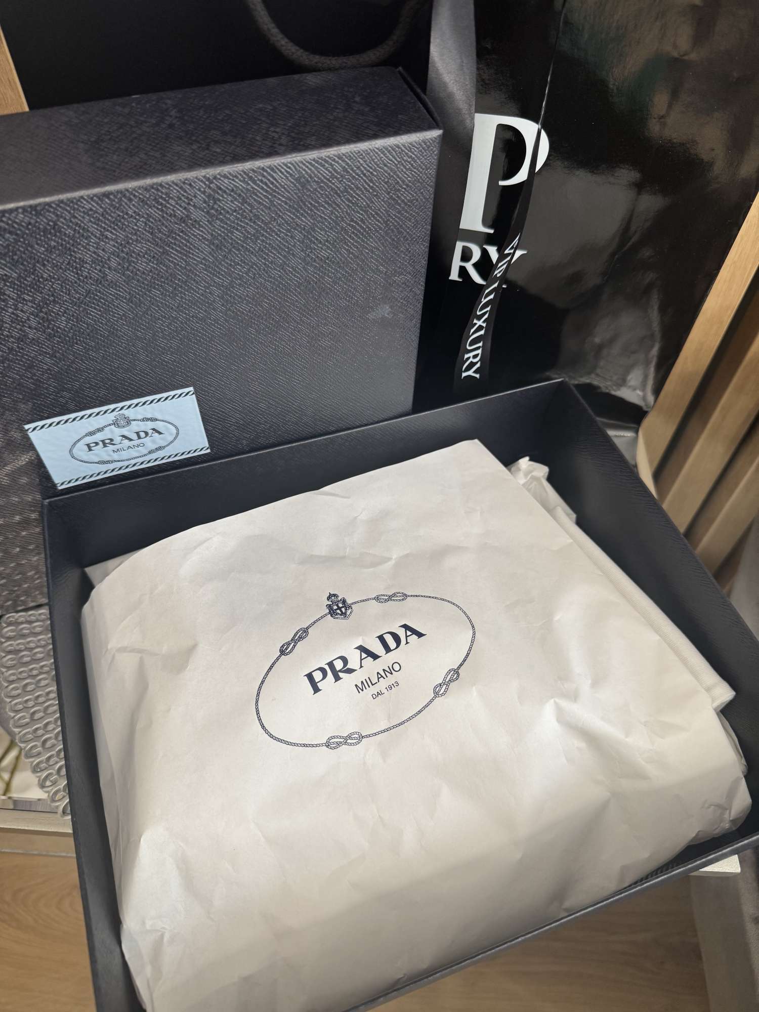 Prada tielko