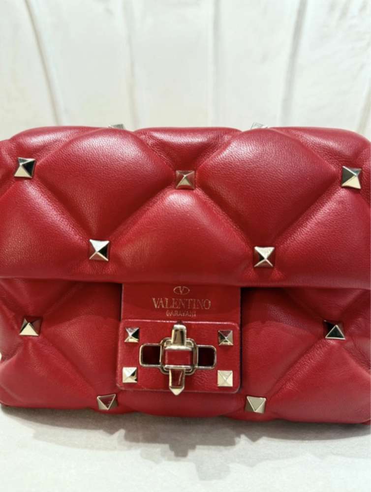 Valentino Garavani kabelka