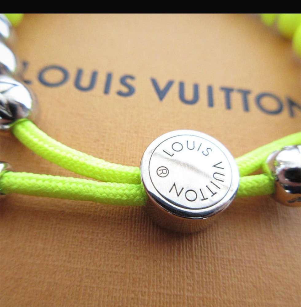 Louis Vuitton náramok