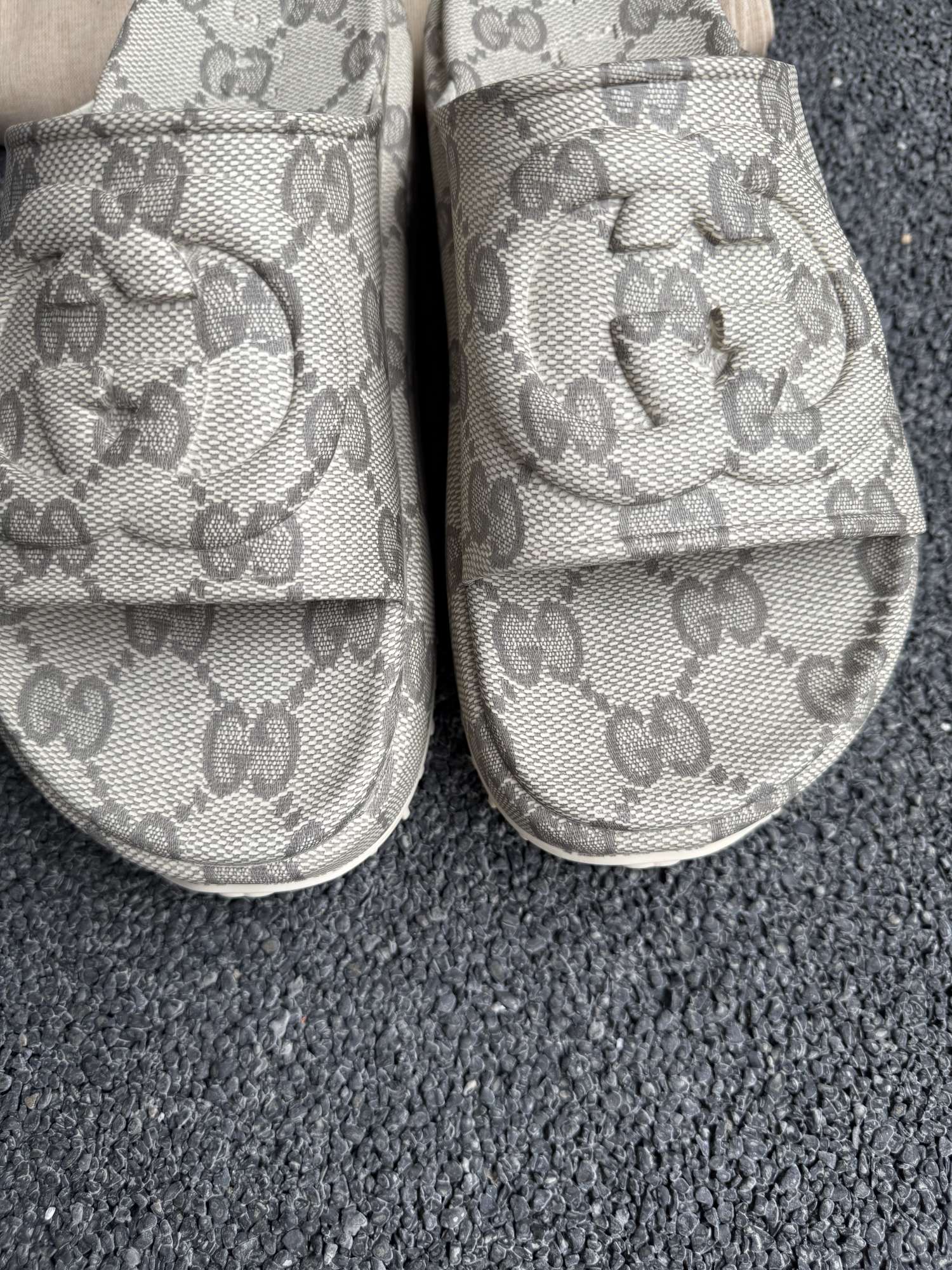 Gucci supreme panské šlapky