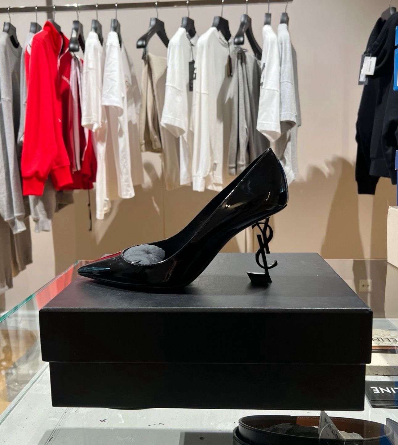 Ysl lodicky