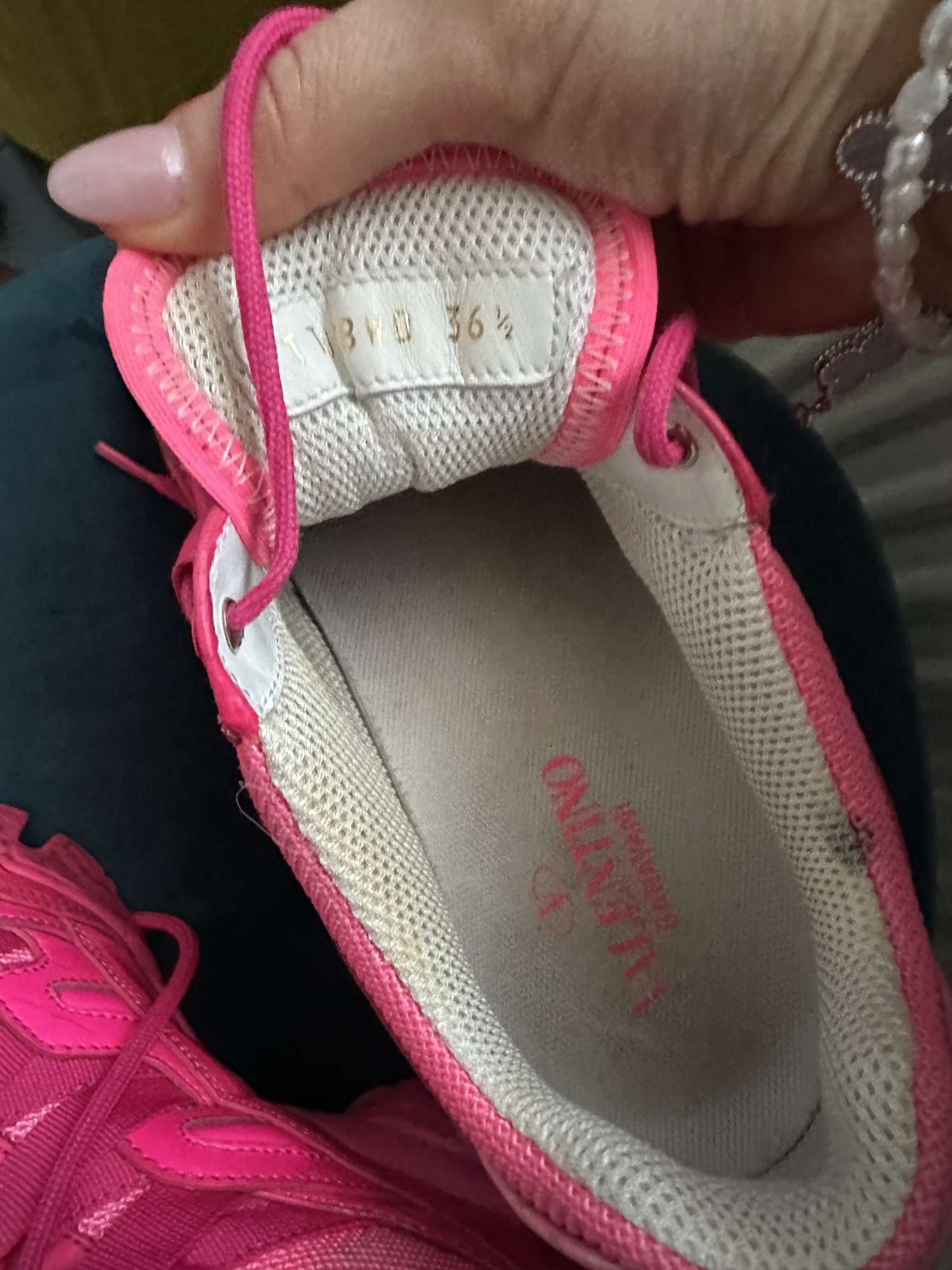 Valentino krikľavé tenisky