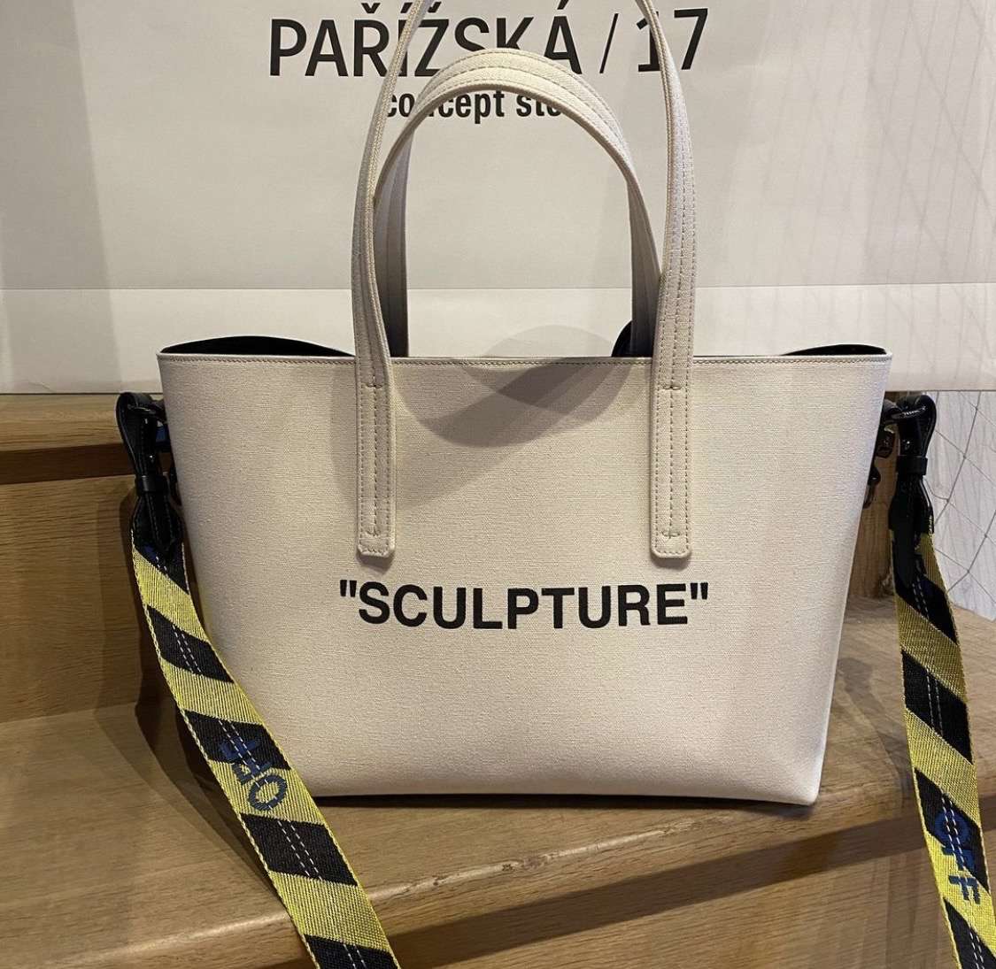 Off-white kabelka