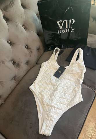 https://www.vipluxury.sk/Fendi plavky