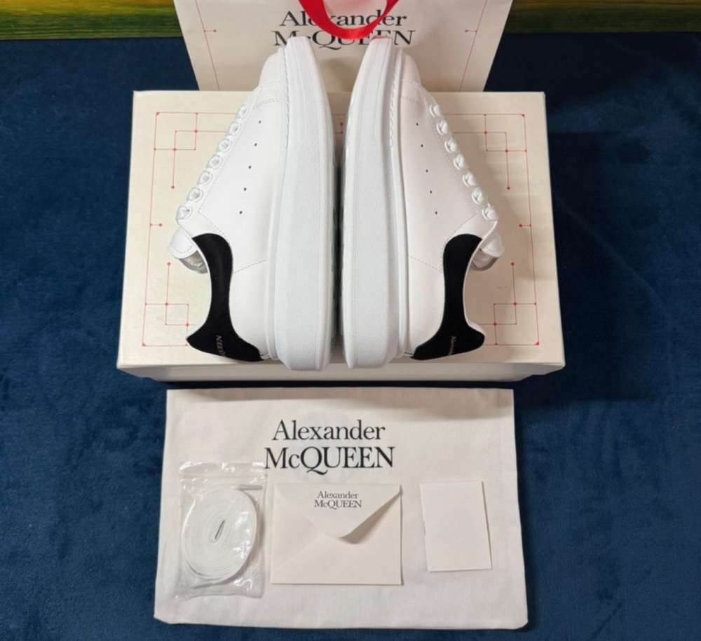 Alexander McQueen tenisky