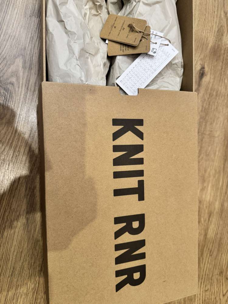 Yeezy Knit RNR Fade Onyx