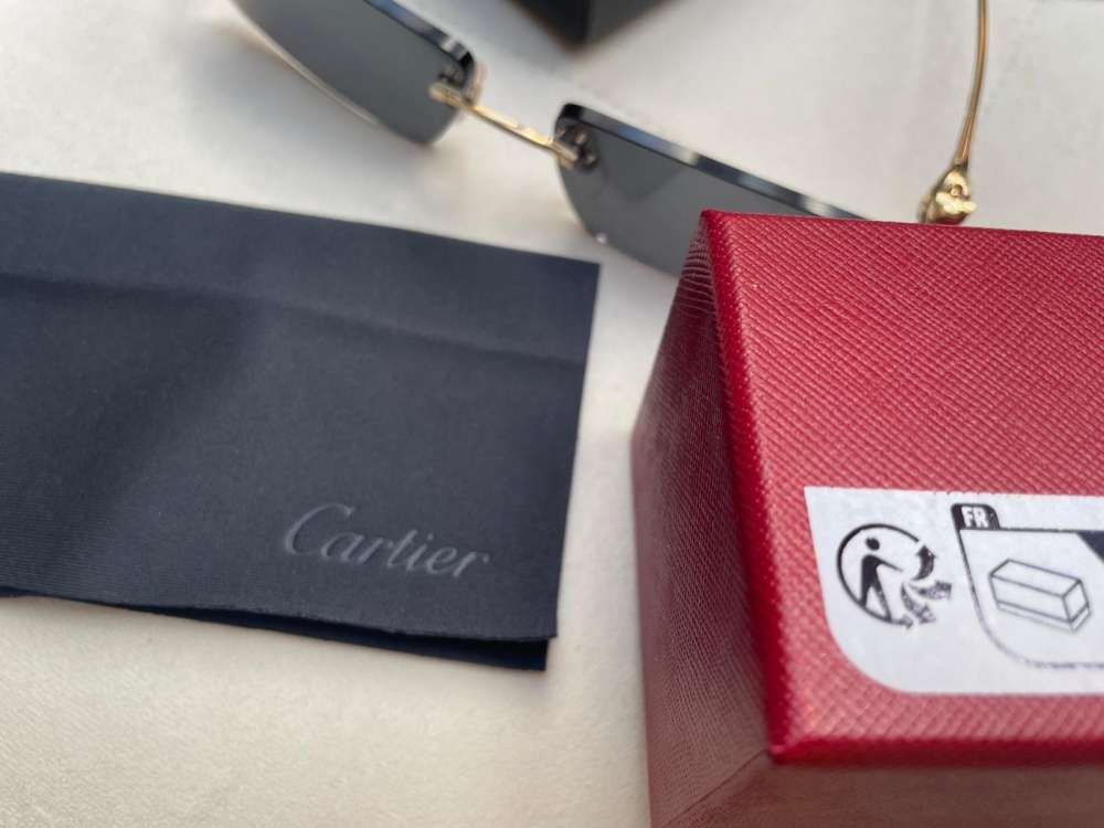 Cartier slnečné okuliare nenosené