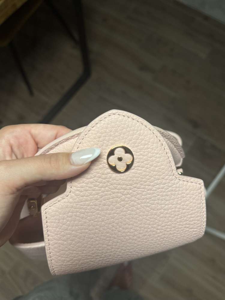 Lv capucine