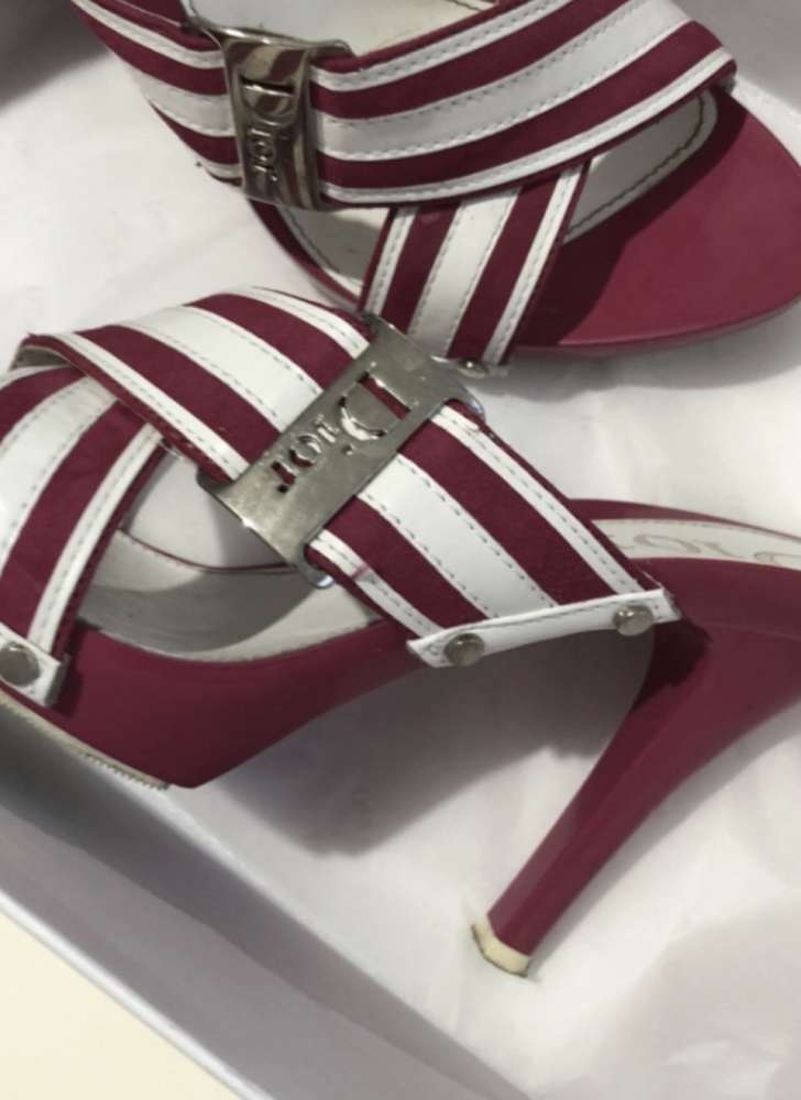 Dior