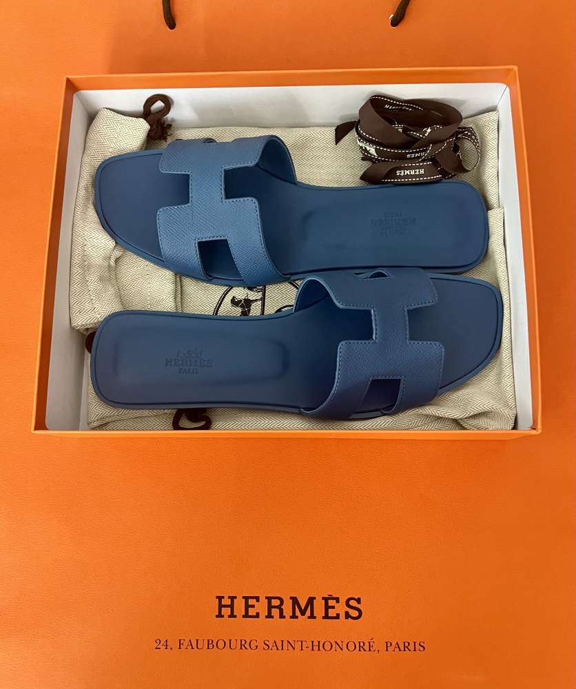 Hermes Oran Blue