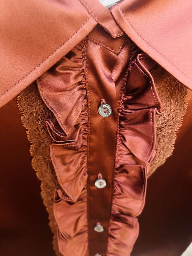 Dolce Gabbana.
