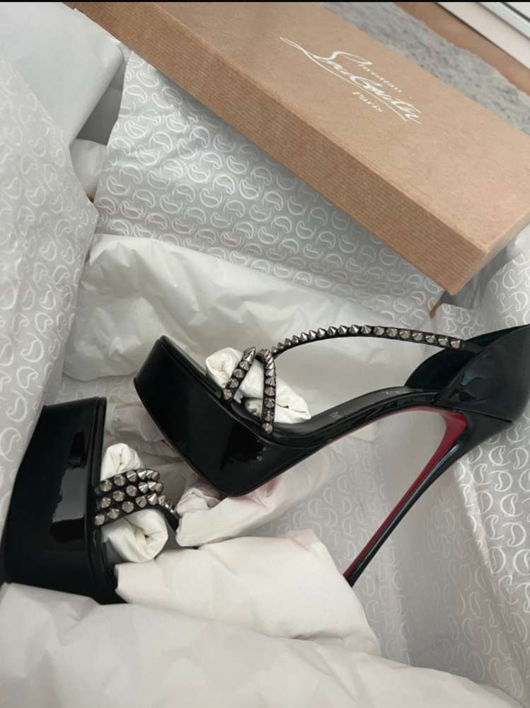 Christian louboutin sandale na platforme