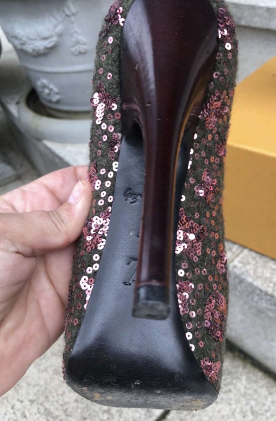 LOUIS VUITTON