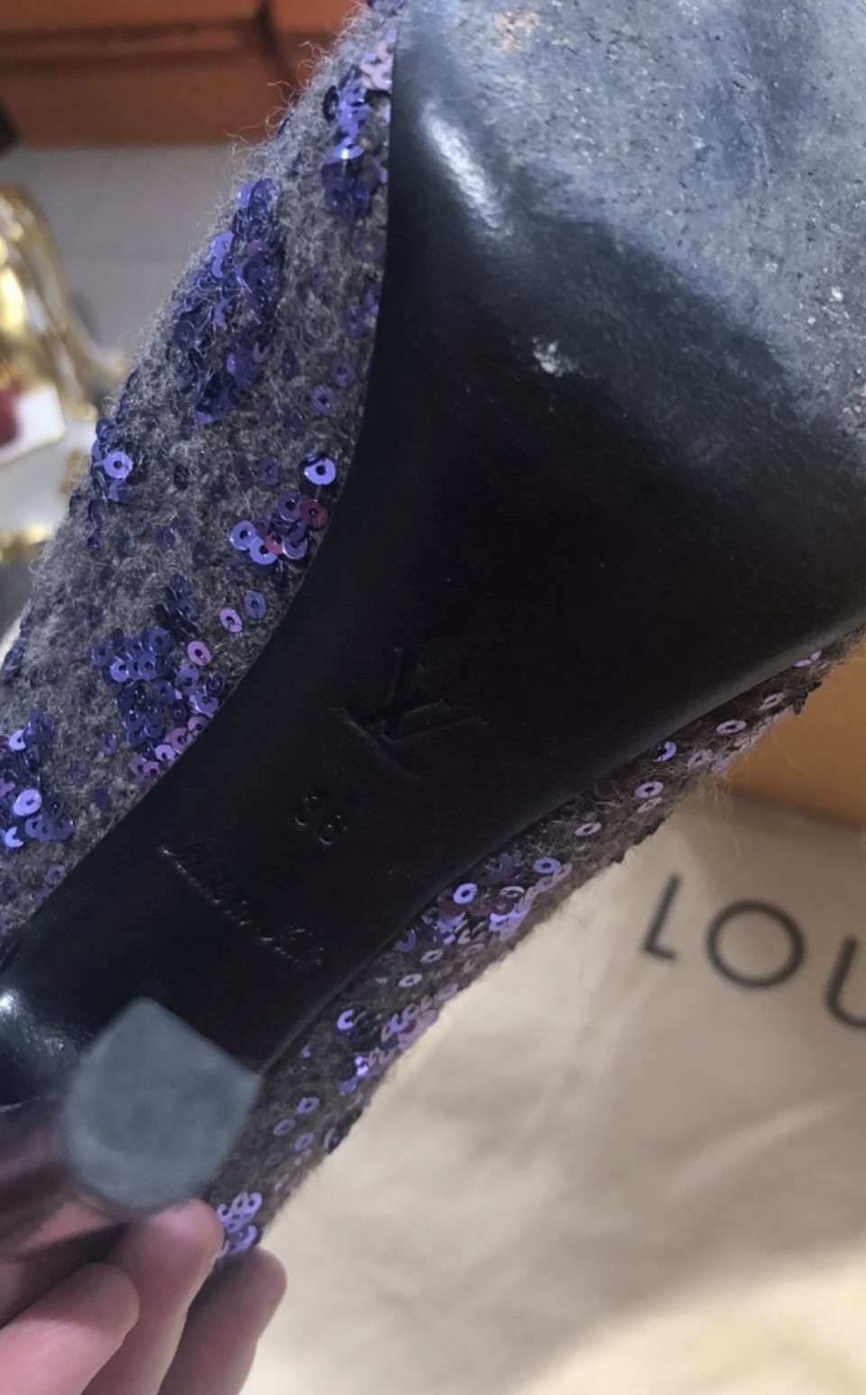 LOUIS VUITTON