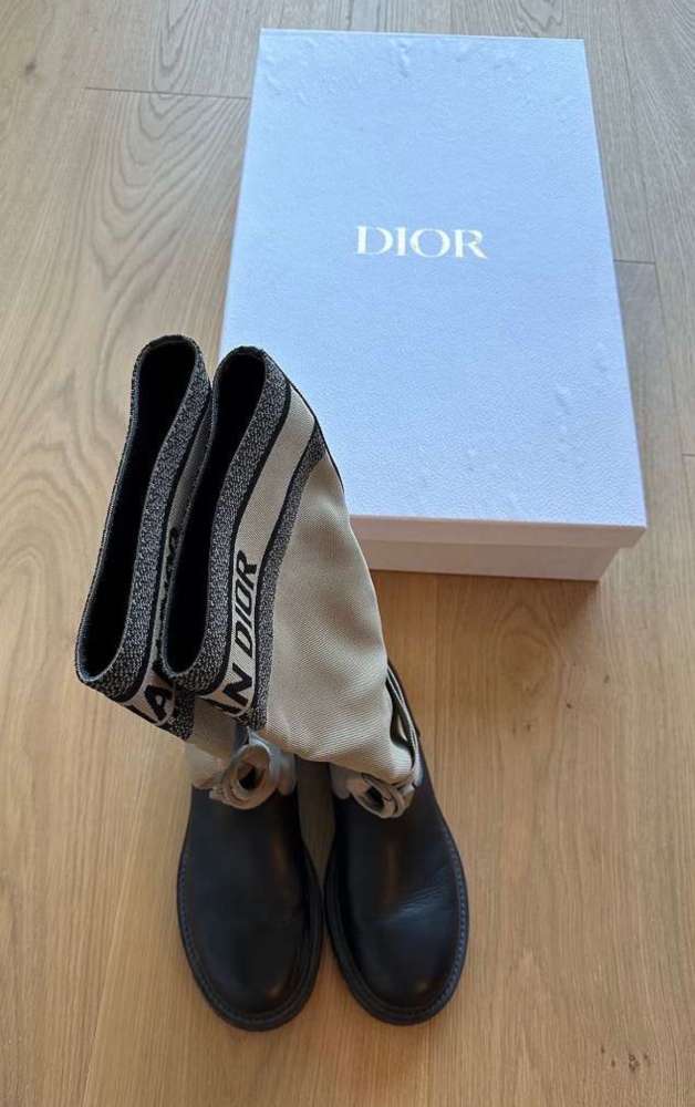 Dior čižmy