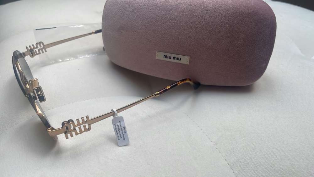 Miu miu slnečné okuliare