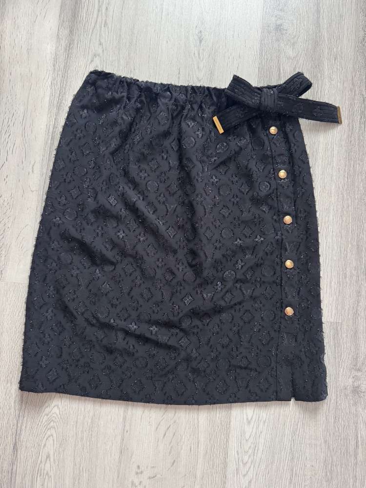 Louis Vuitton skirt