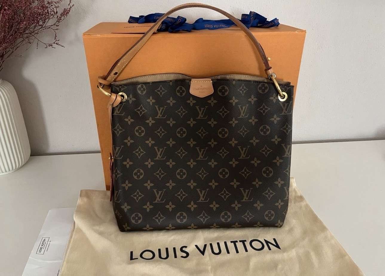 Louis Vuitton graceful PM