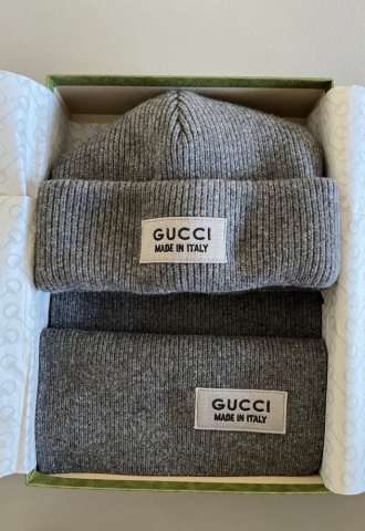 https://www.vipluxury.sk/Gucci set- čiapka a šál