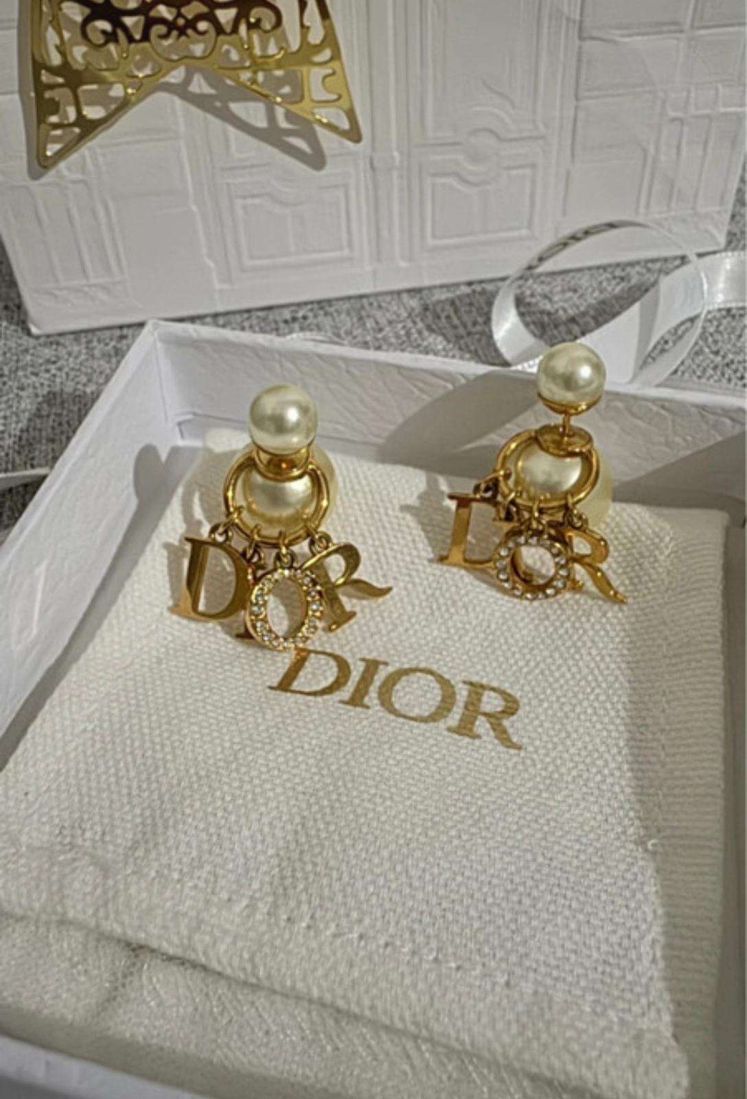 Dior nausnice