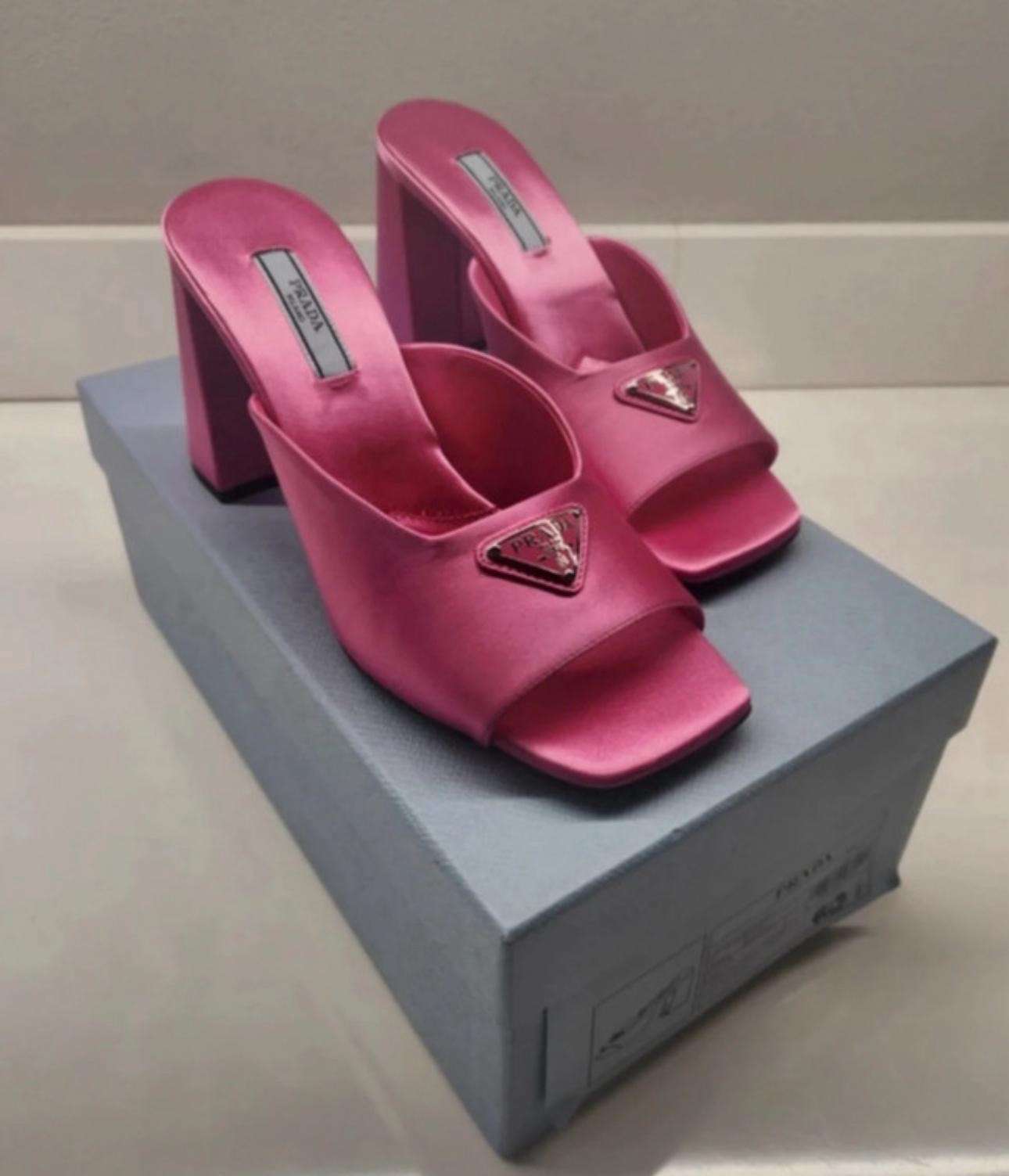 Prada sandalky