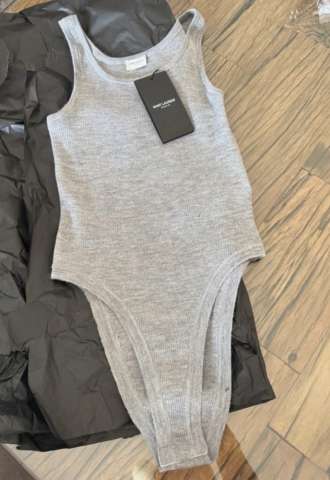 https://www.vipluxury.sk/YSL body/top
