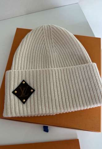 https://www.vipluxury.sk/Louis Vuitton ciapka