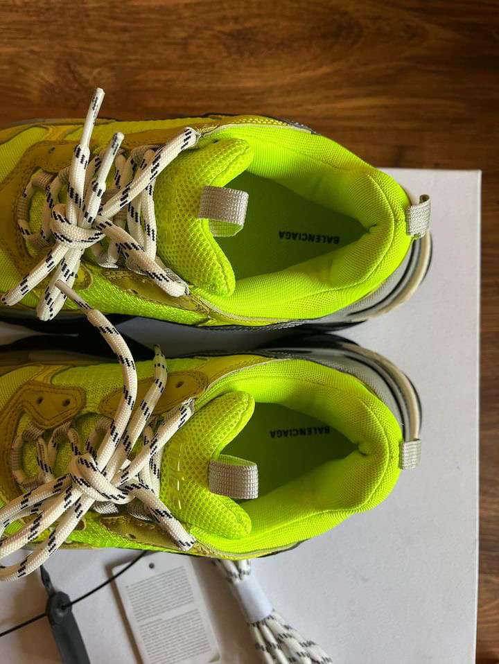 Balenciaga tripple S