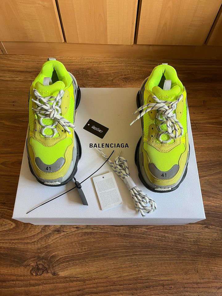 Balenciaga tripple S