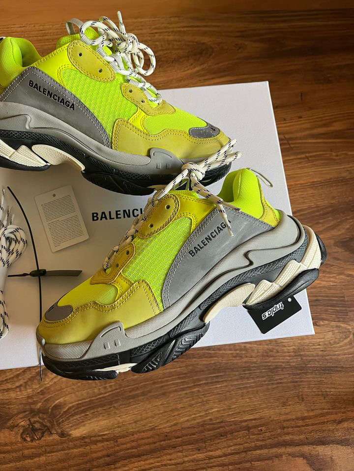 Balenciaga tripple S