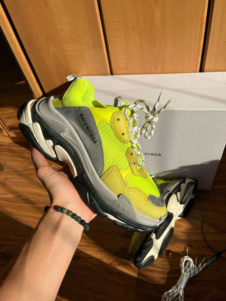 Balenciaga tripple S