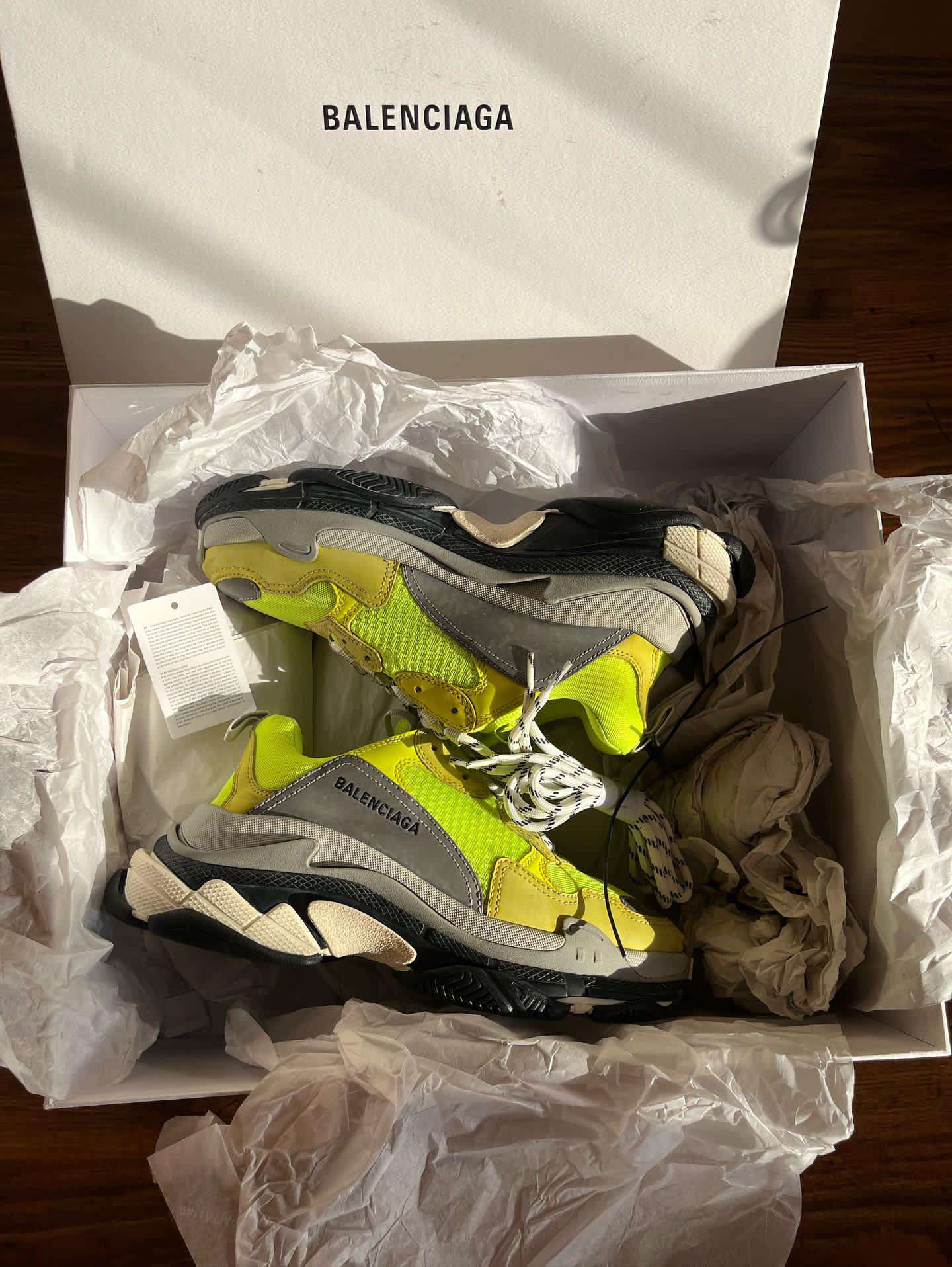 Balenciaga tripple S