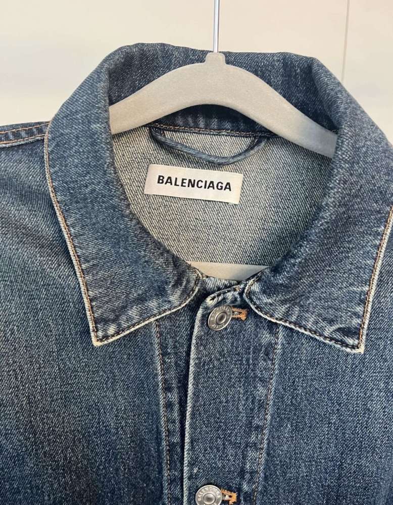 Balenciaga bunda