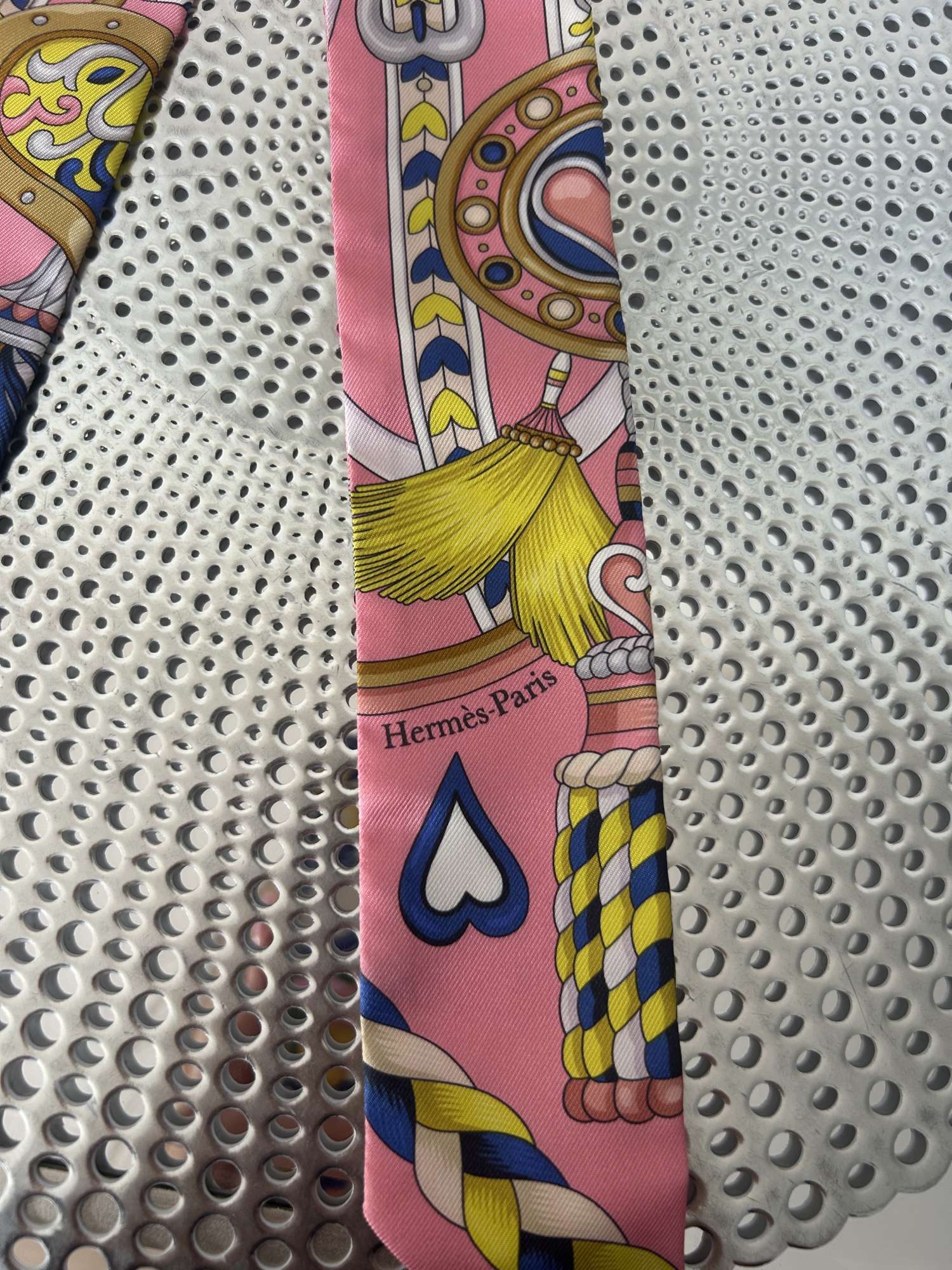 Hermes twilly