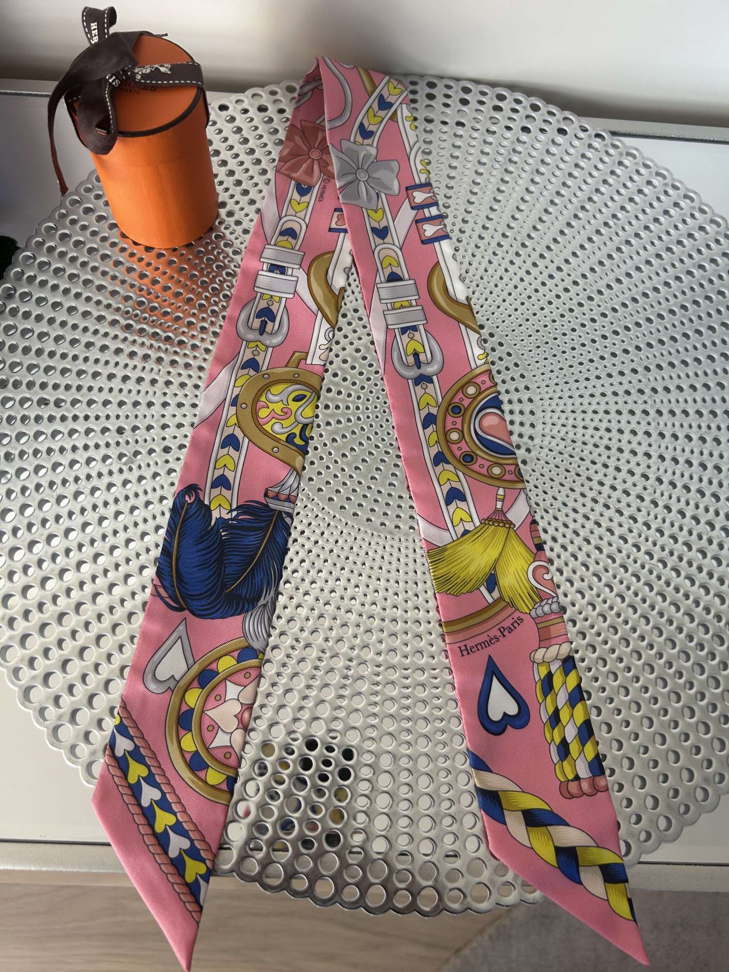 Hermes twilly