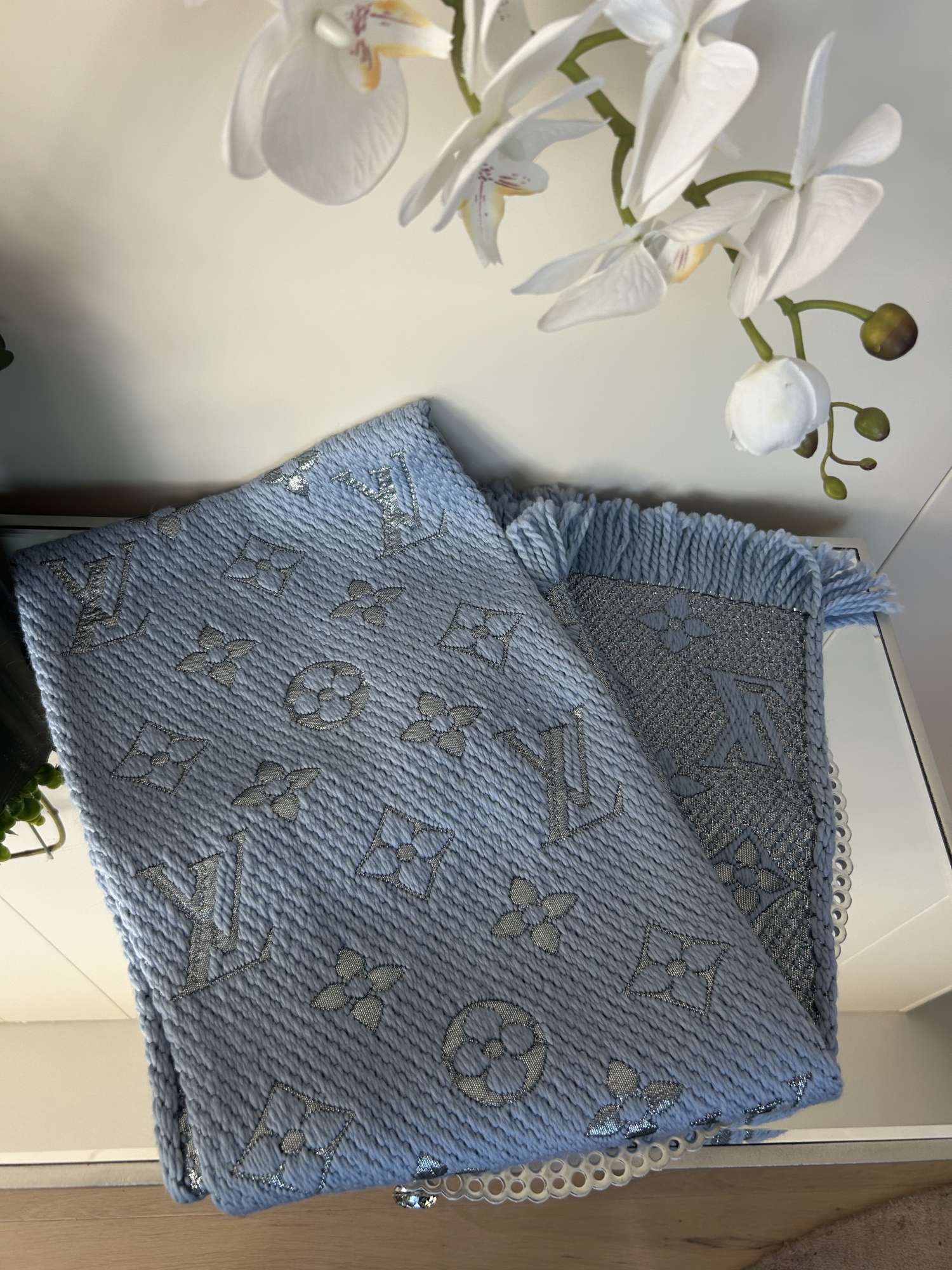 Louis Vuitton šál