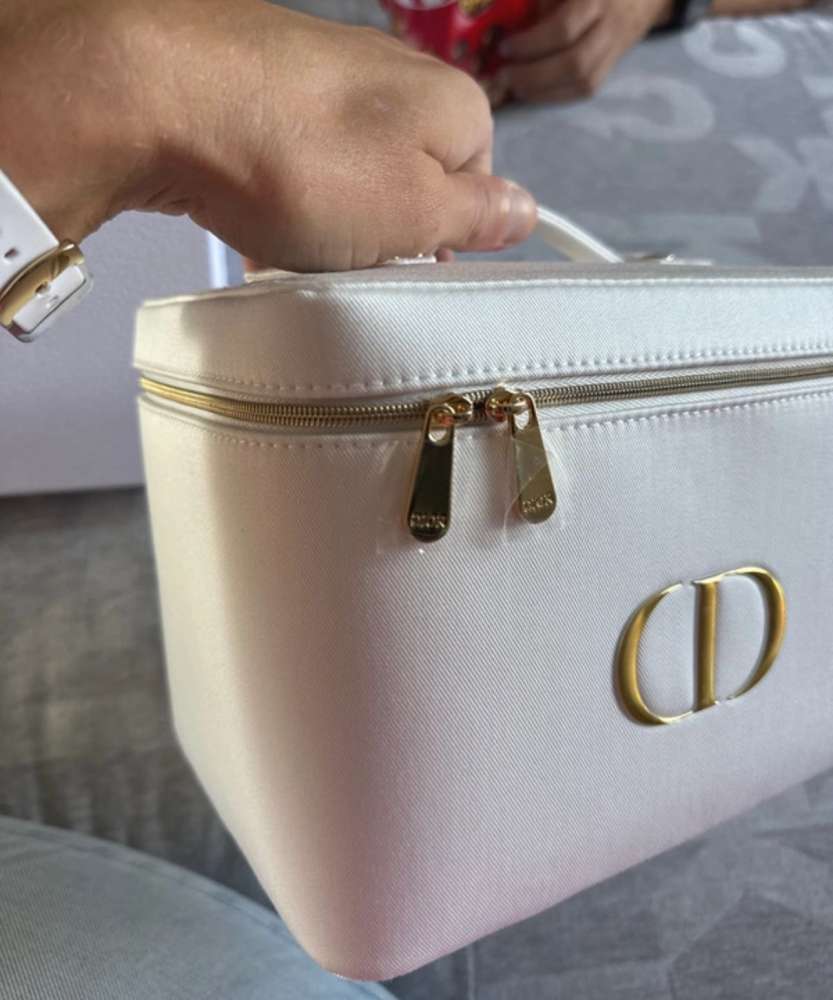 Dior kufrík