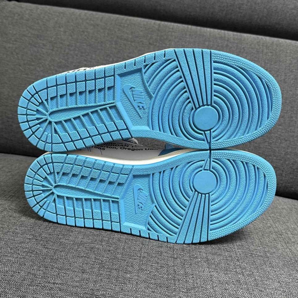 Nike Air Jordan 1 Retro High OG x Off-White "UNC"