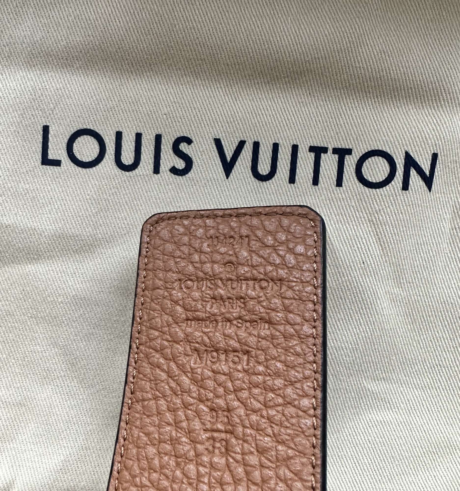 Nový opasok Louis Vuitton model Imotiales zlatý veľkosť 95