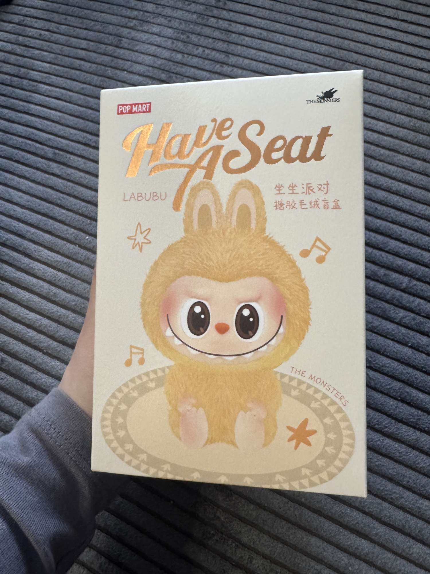 POPMART - Labubu - Have A Seat - SISI