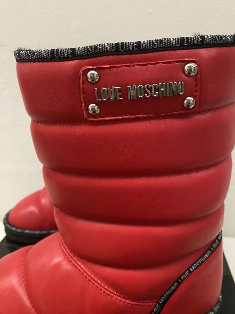 Love Moschino čižmy