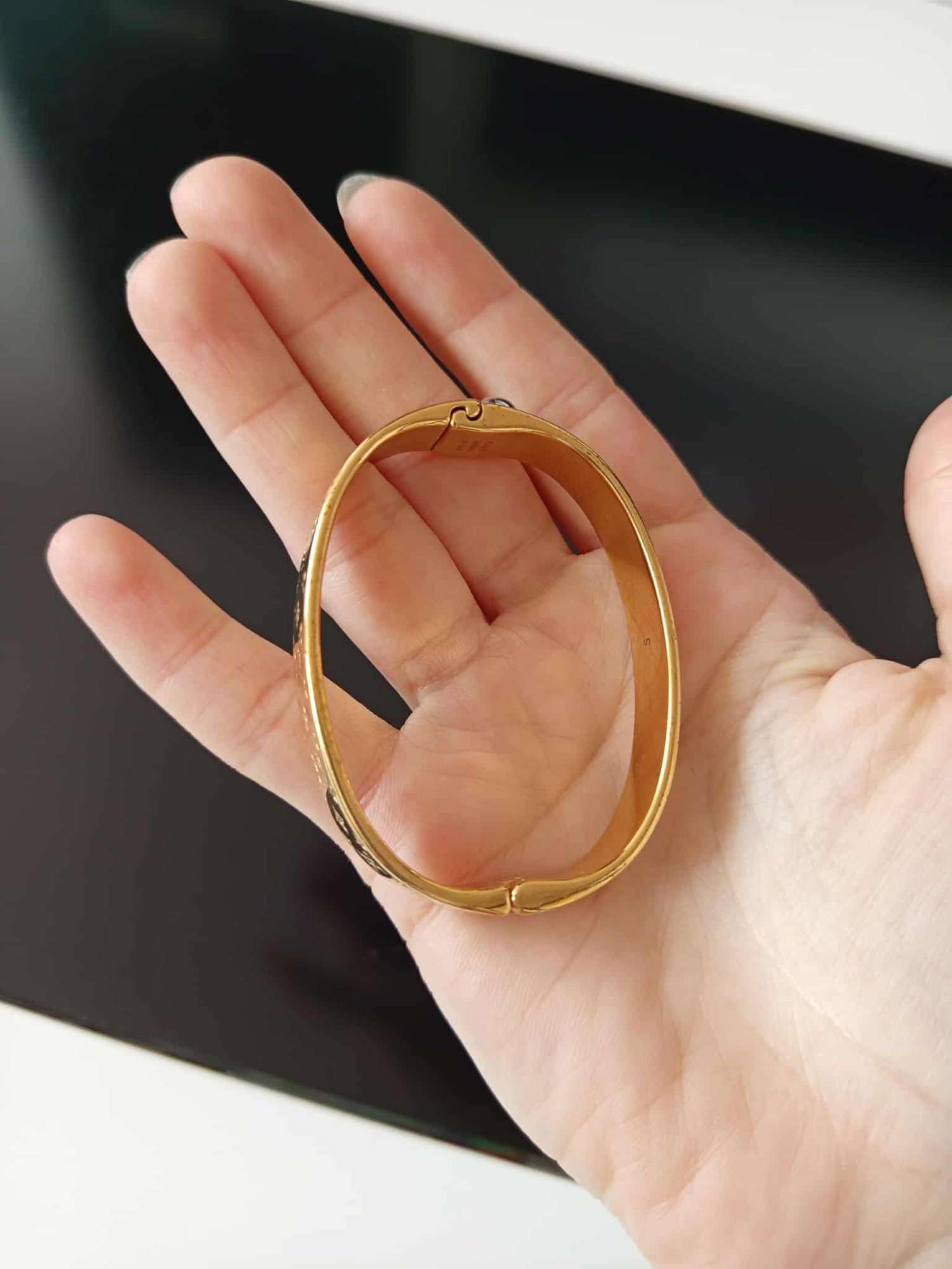 Louis Vuitton náramok