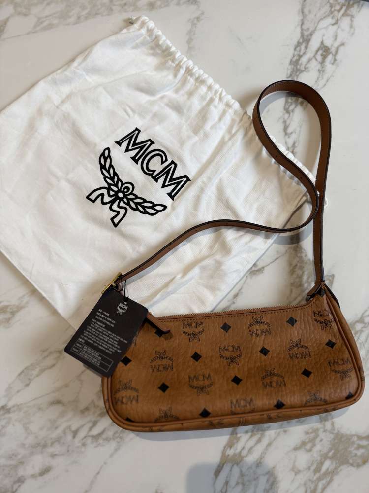 Mcm kabelka