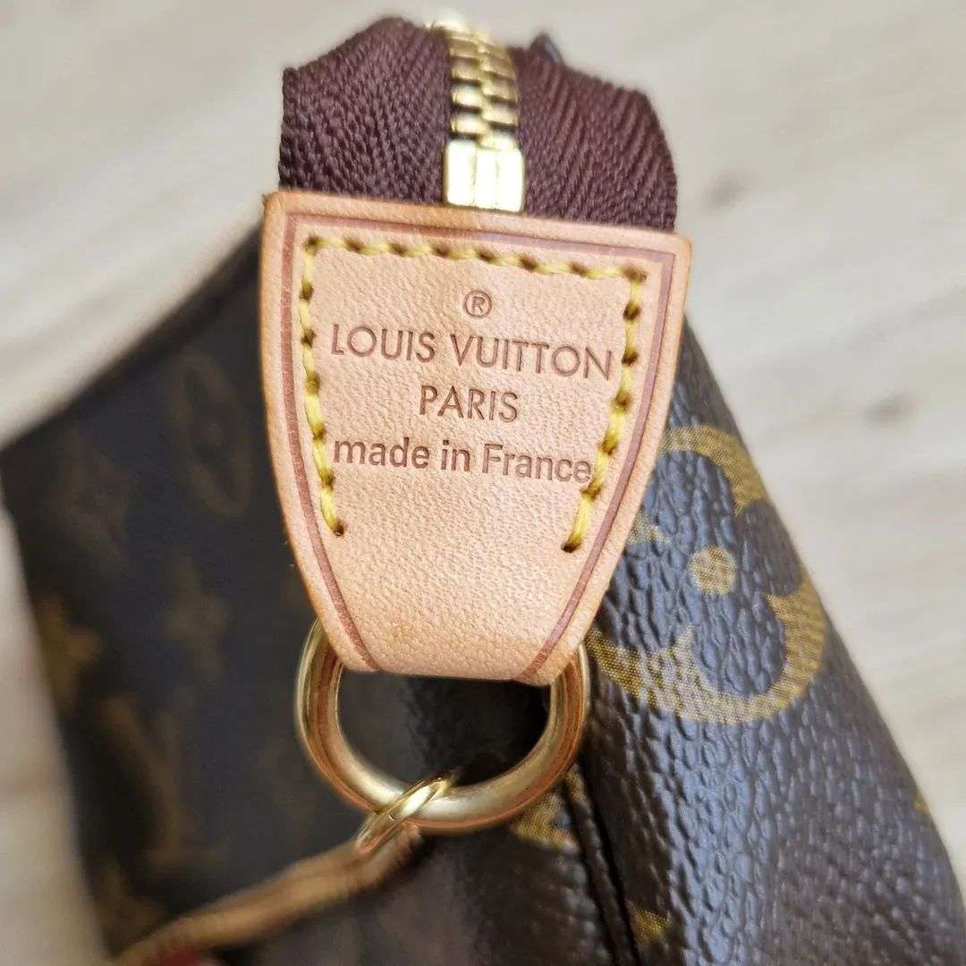 Louis Vuitton Mini Pochette