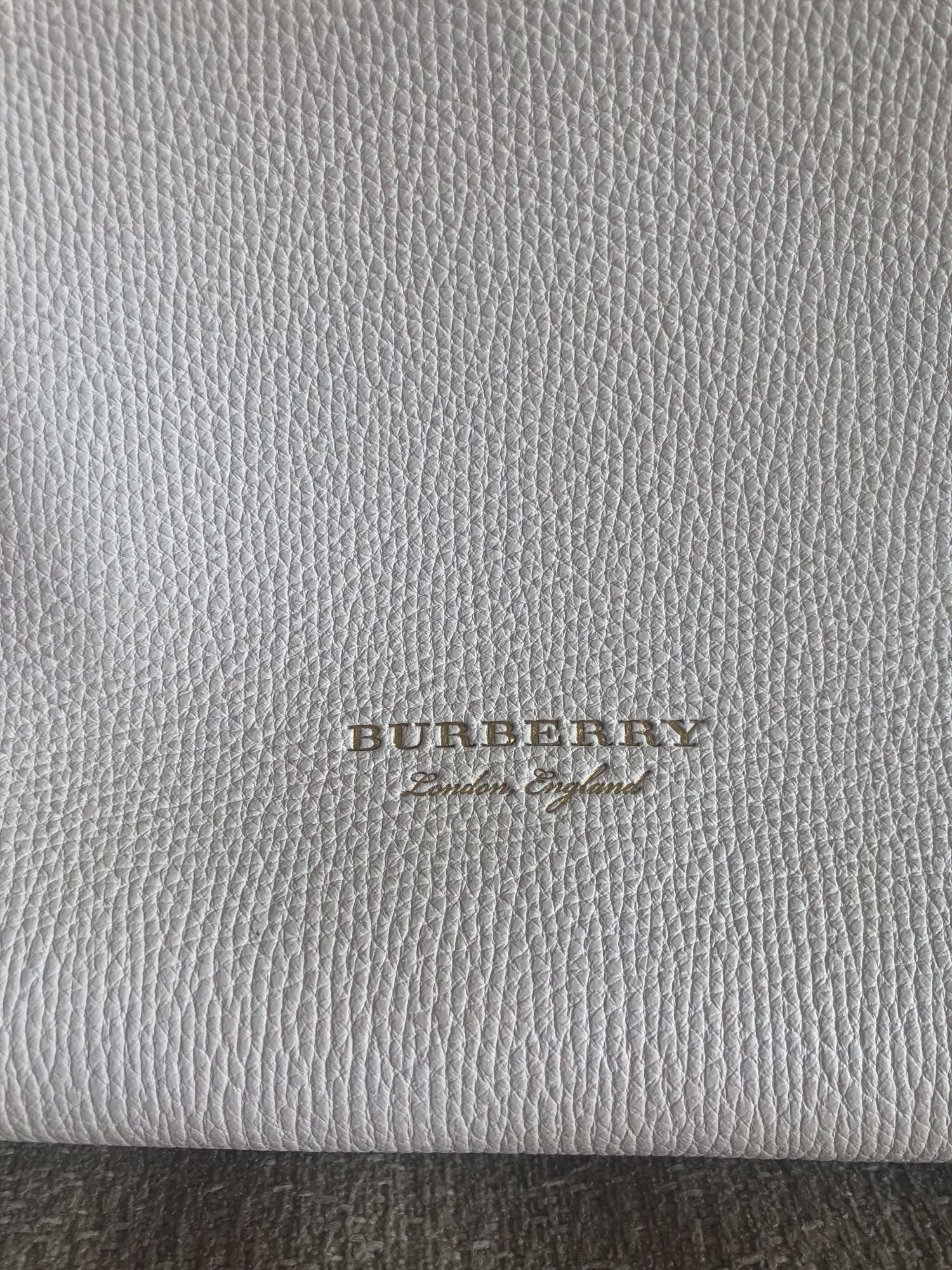 Burberry kabelka