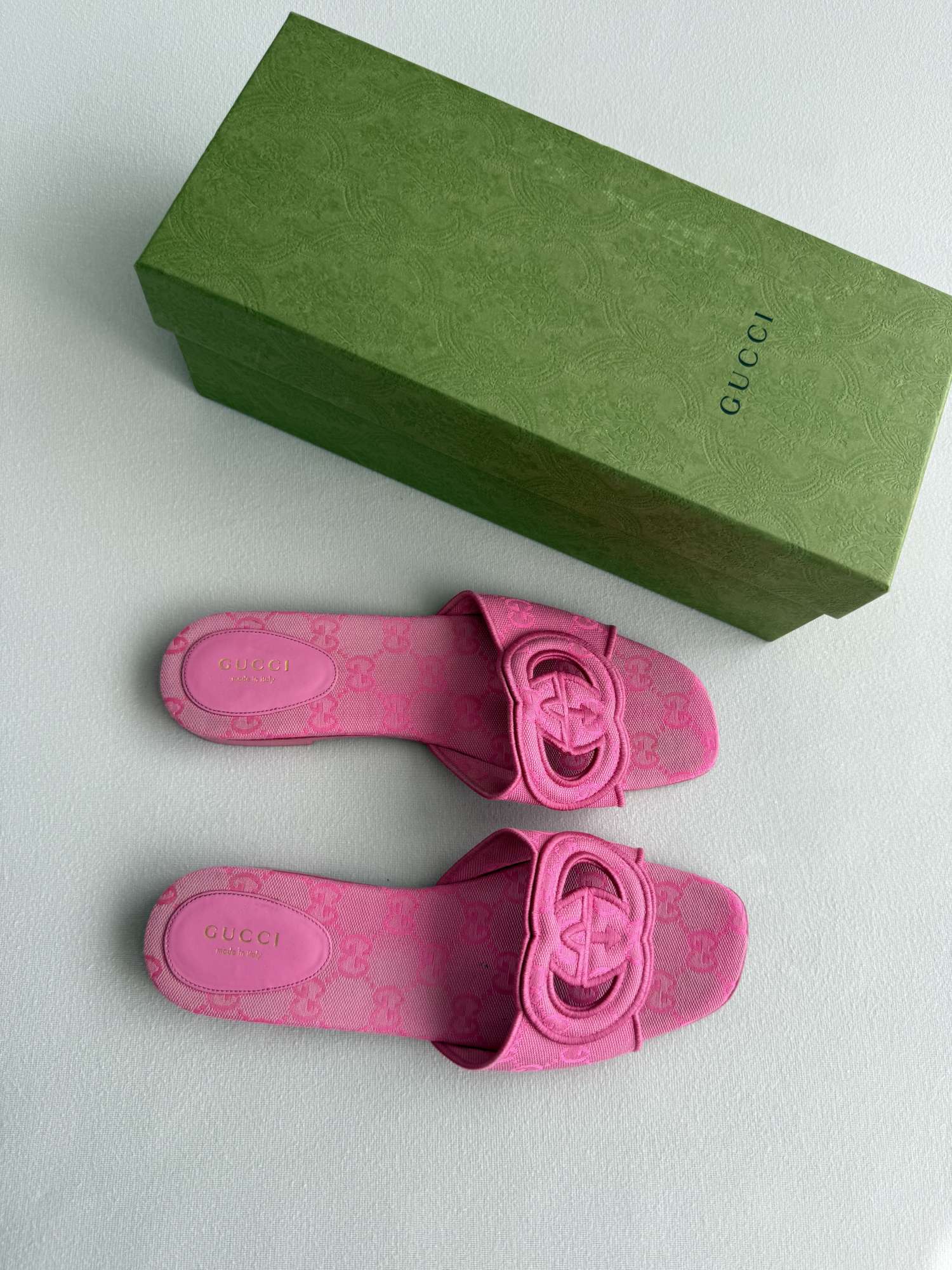 GUCCI šľapky
