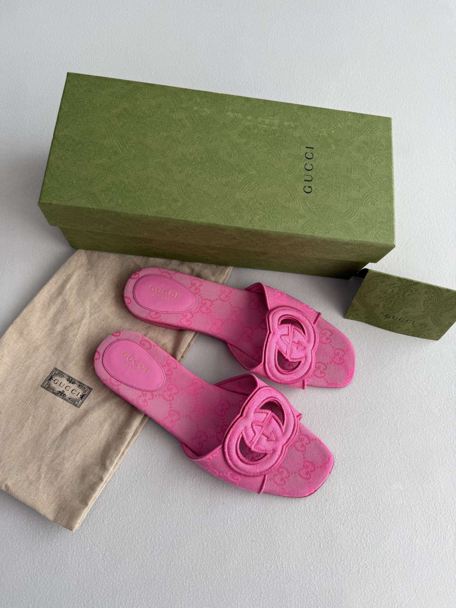 GUCCI šľapky